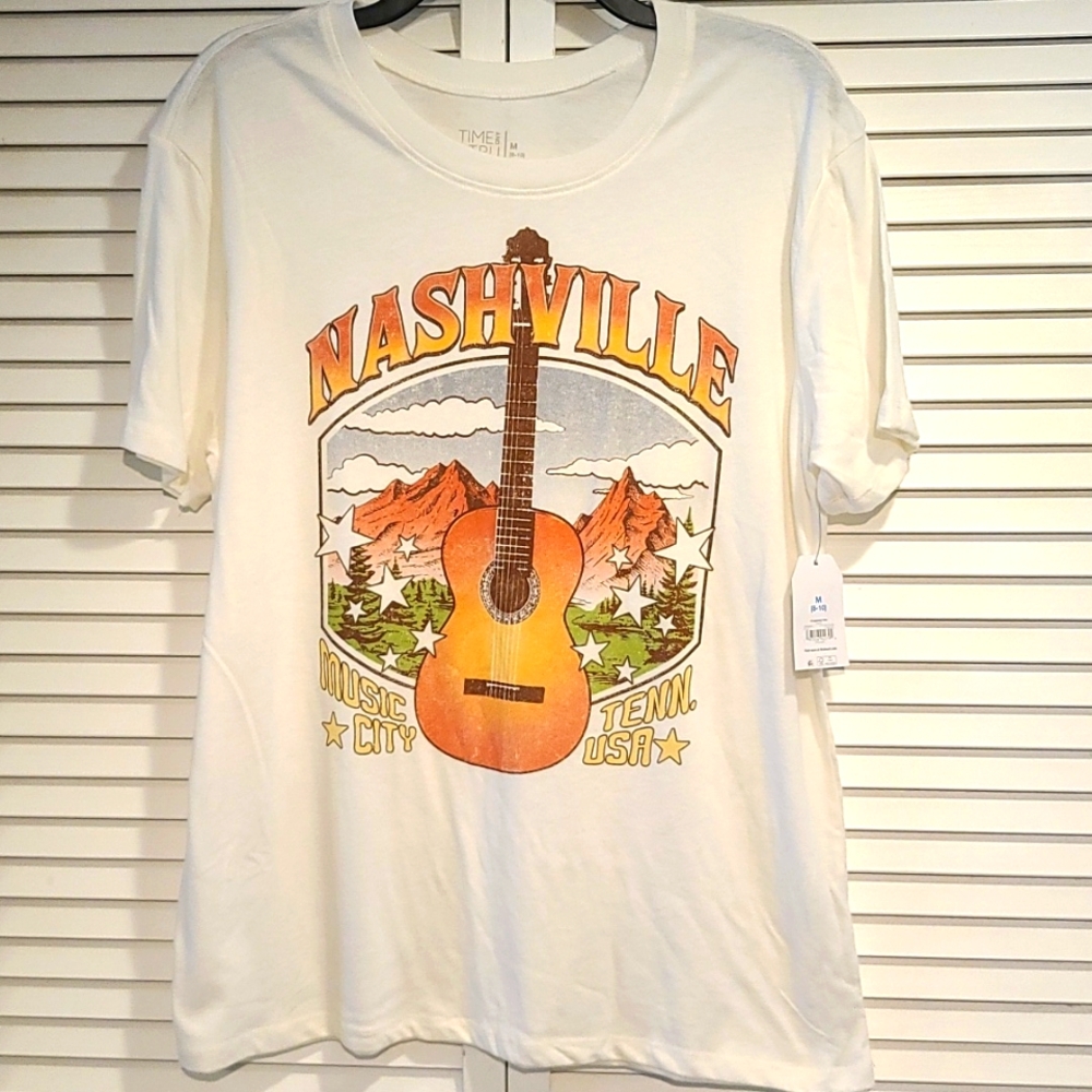 Tshirt NASHVILLE Tennessee Music City with imprinted guitar design NWT HP - Picture 1 of 4